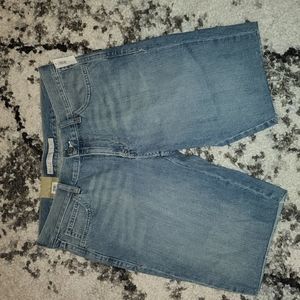 Old Navy Bermuda shorts